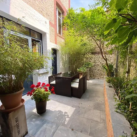 In Normandy Near Pebble Appartement